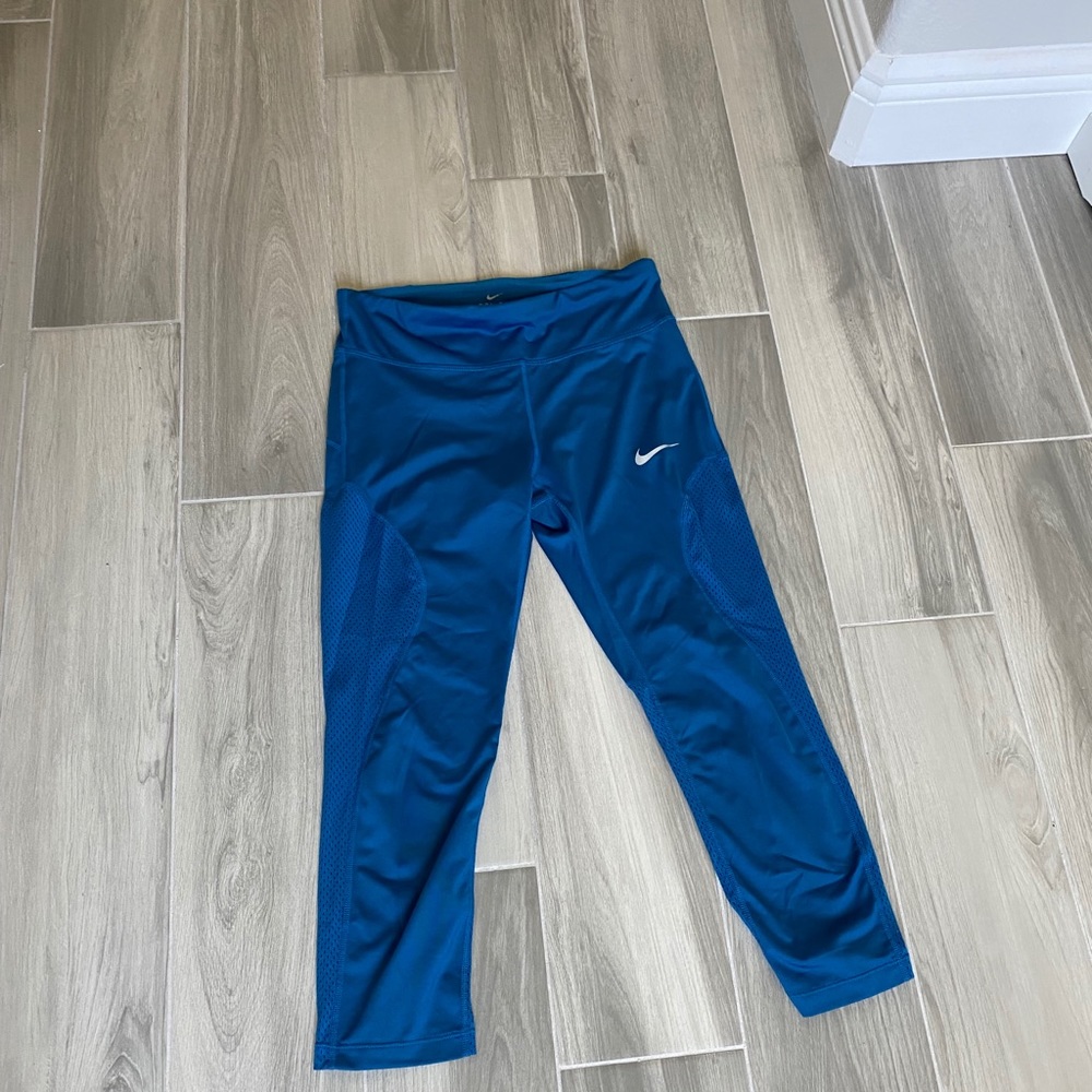 Nike leggings